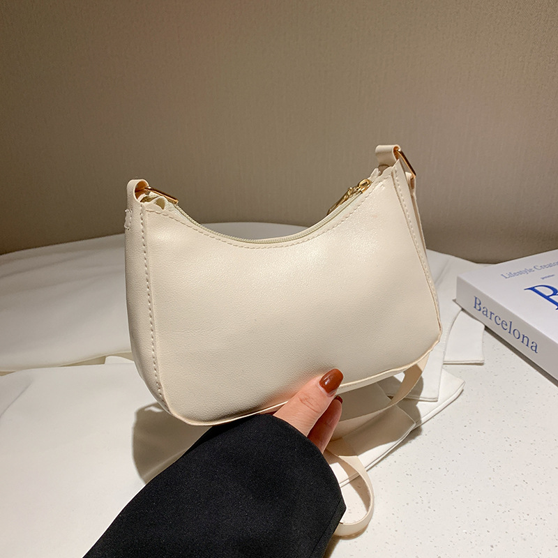 2024 Spring/Summer time Girls's Trend Purse - Easy Small Recent Shoulder Bag in Macaron Stable Shade with Atmospheric Single Strap PU